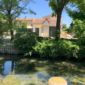 Hébergement de vacances Petite Maison Près Du Centre, LʼIsle-sur-la-Sorgue